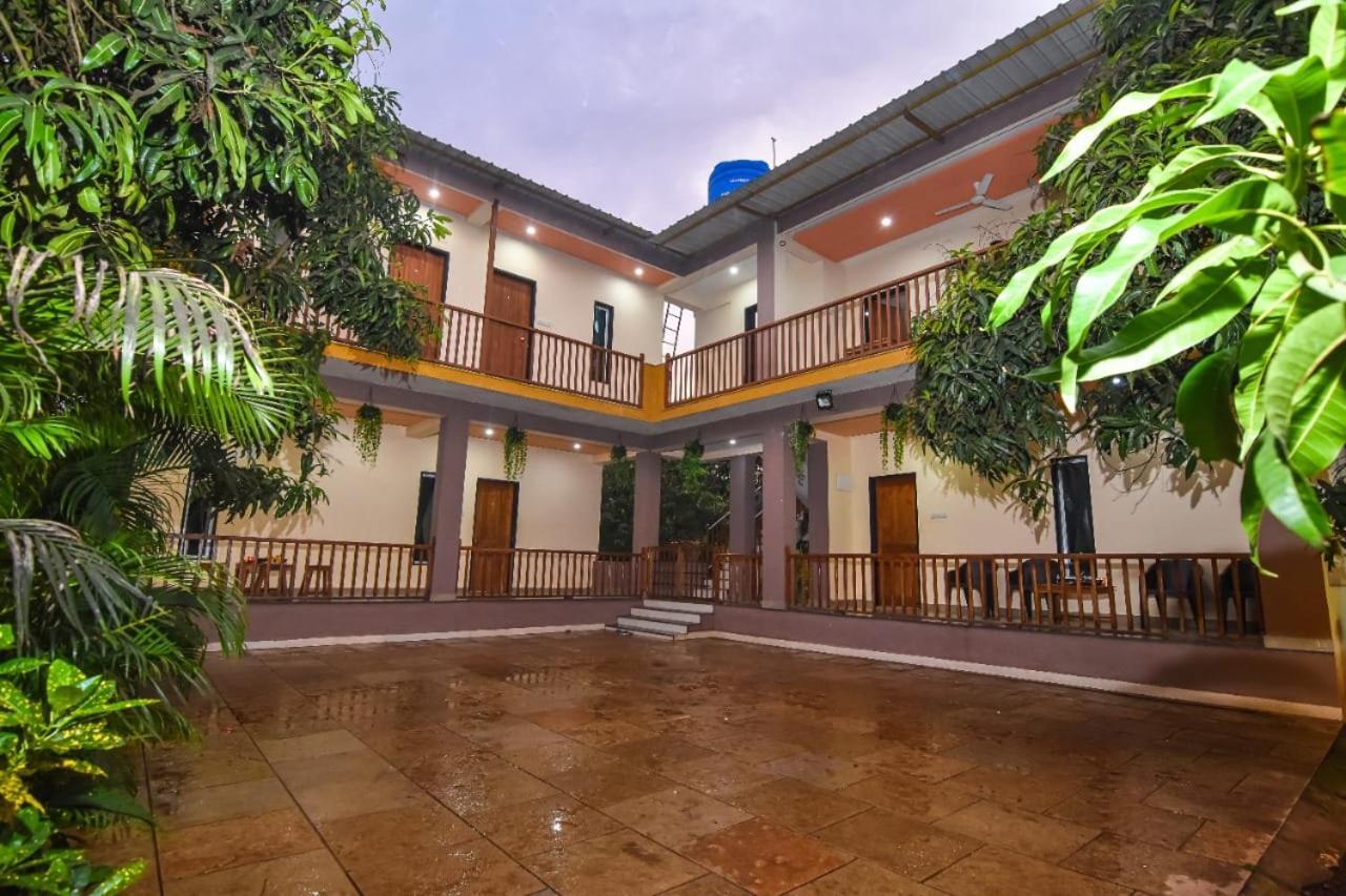 Sk Holiday Homes Alibag Luaran gambar