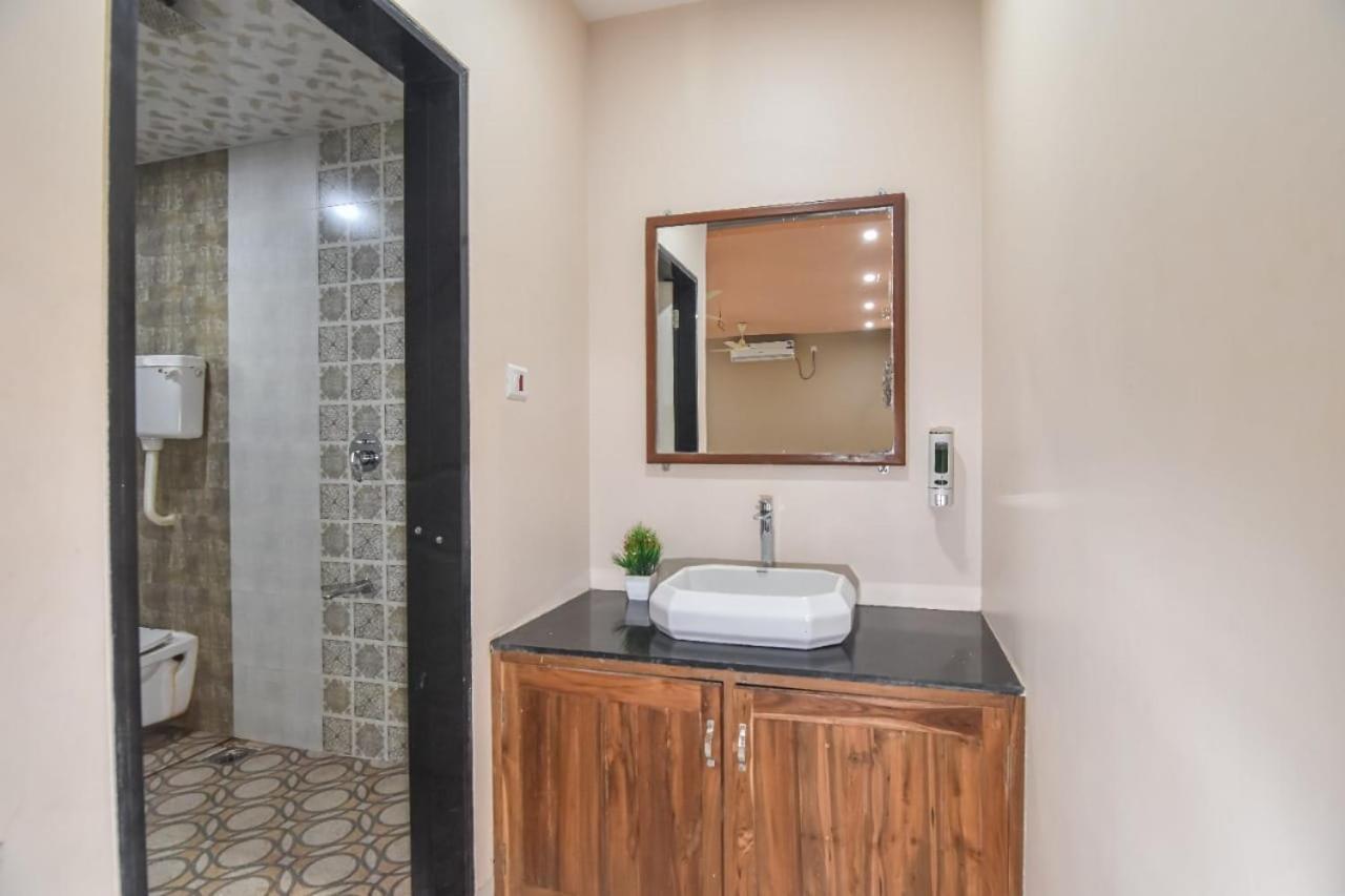 Sk Holiday Homes Alibag Luaran gambar